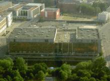Le palais de la République de Berlin vu de la tour de télévision