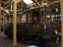 Un tram de 1900 au musée des transports de Prague
